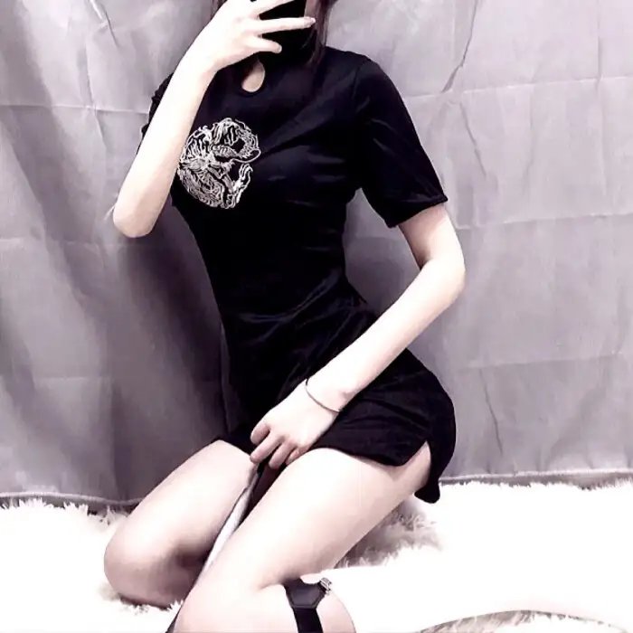 邮差总按两次铃